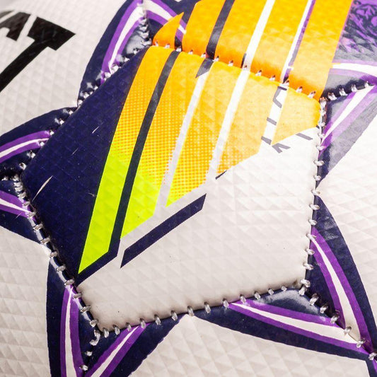 Seleccione una réplica brillante del balón de fútbol 2025