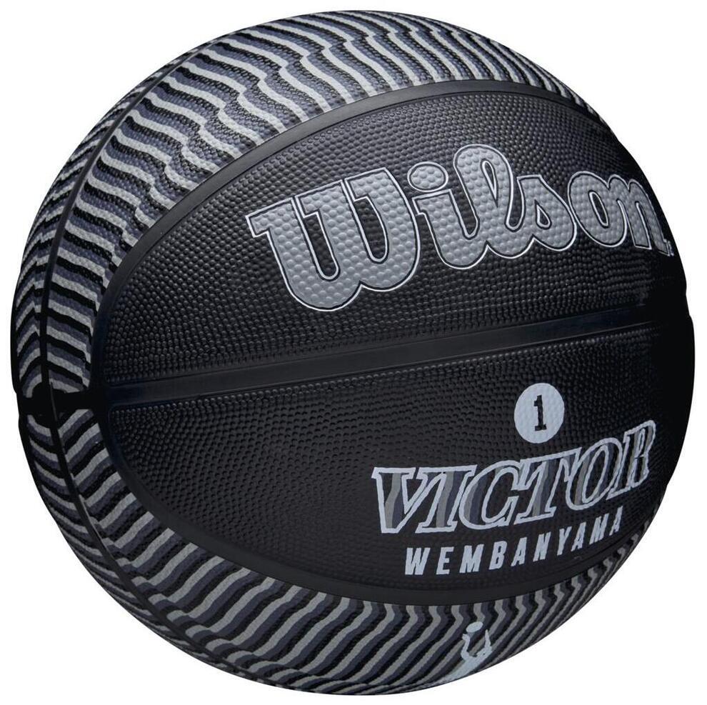 Wilson, jugador de la NBA, Victor Wembanyama, baloncesto